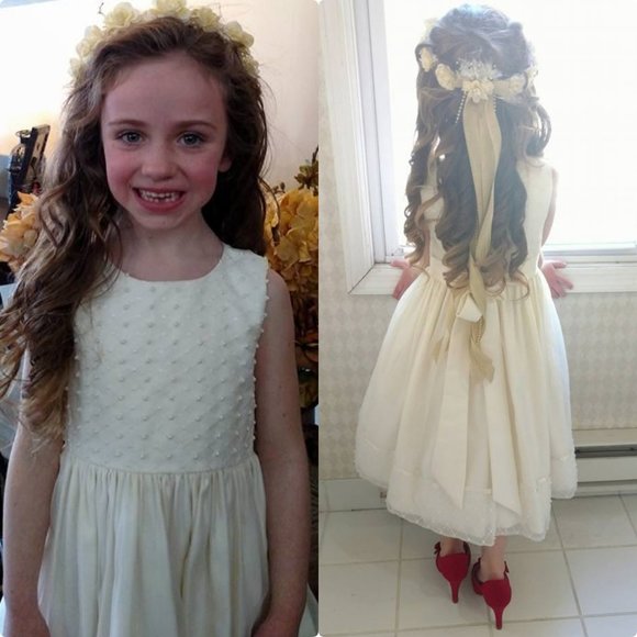 Cinderella Ivory Sleeveless Lace Flower Girl Dress - Picture 7 of 8